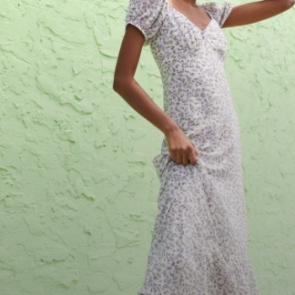 White Floral Puffsleeve Urban Outfitter Maxi Dress